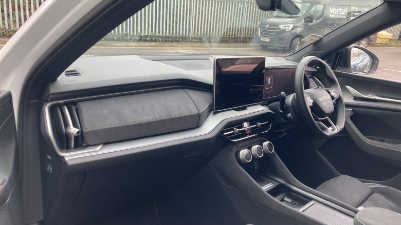 Skoda Kodiaq 2.0 TDI 193 SportLine 4X4 5dr DSG [7 Seat] Diesel Estate